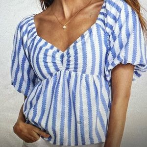 NWT Vineyard Vines Jacquard Stripe Smocked Top